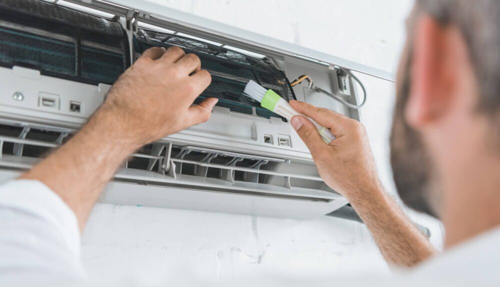 Klimatyzacja w salonie – jak wybrać idealne miejsce na montaż?